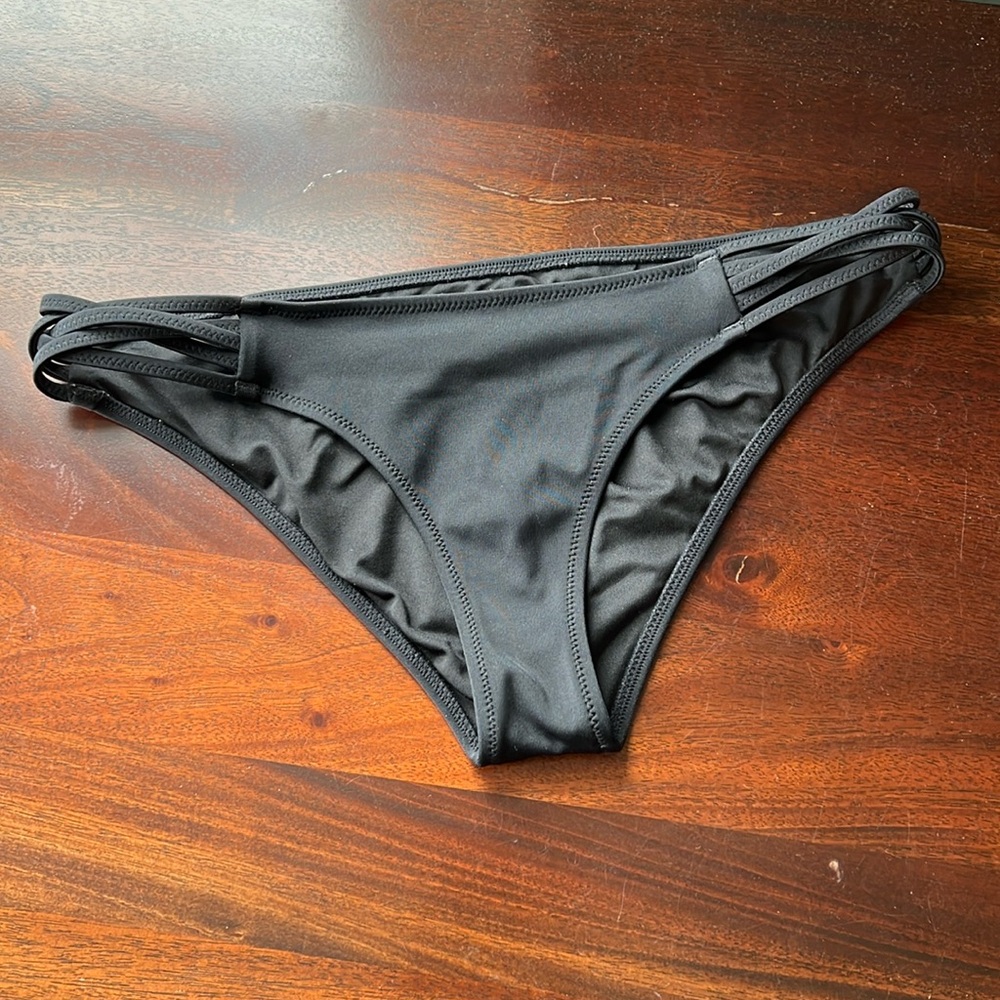 Shade & Shore black bikini bottoms